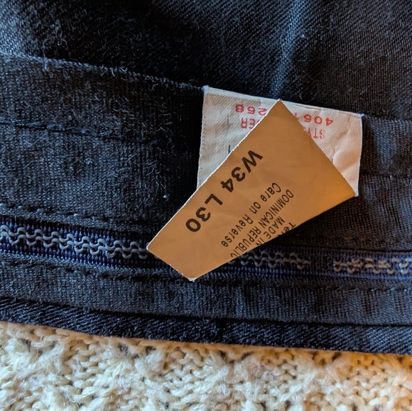 Bundle Men's Stylish dress Pants 6 Pairs Included. - Picture 11 of 14